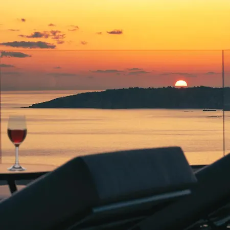 Ino Kefalonia Лурдата