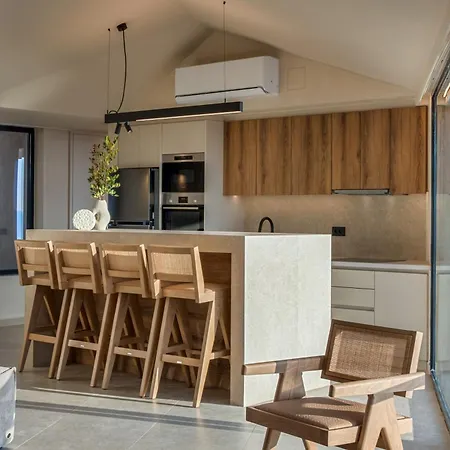 Ino Kefalonia * Лурдата